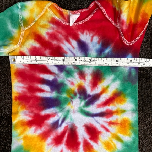 VNTG Baby Tie Dye One Piece Long Sleeve Rainbow Swirl Cotton LG 26-31 lbs Unisex - Picture 5 of 7